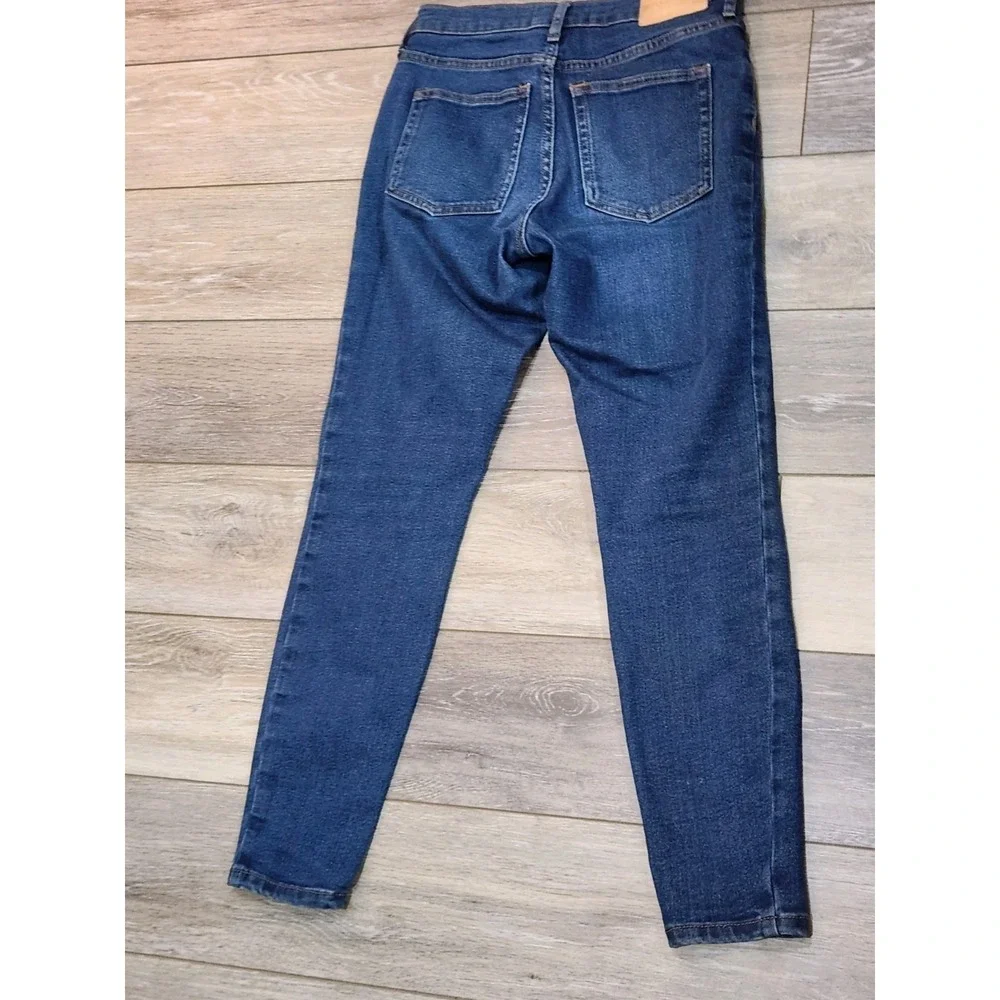 Everlane Skinny Ankle Length Medium Wash Jeans Size 25